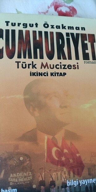  Turgut özakman