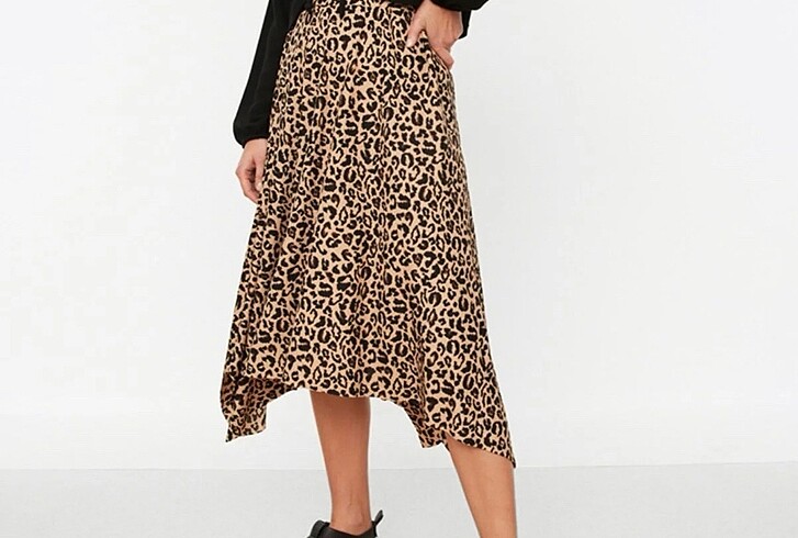 leopar desenli etek