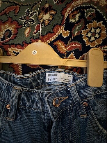 36 Beden mavi Renk Bershka jeans
