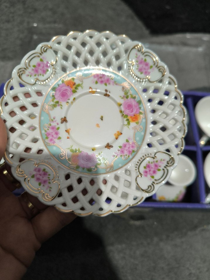 Ayaklı beyaz porselen kahve fincanı 6lı - Görsel 3