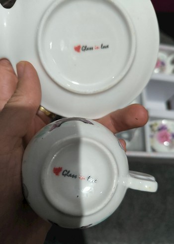 Çiçekli Eyfel Desenli Beyaz Kahve Fincan Seti - Görsel 4