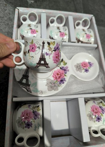 Çiçekli Eyfel Desenli Beyaz Kahve Fincan Seti - Görsel 3