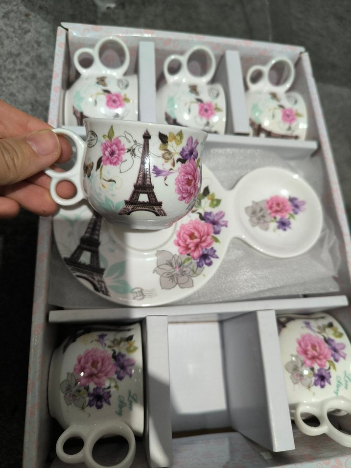 Çiçekli Eyfel Desenli Beyaz Kahve Fincan Seti - Görsel 3
