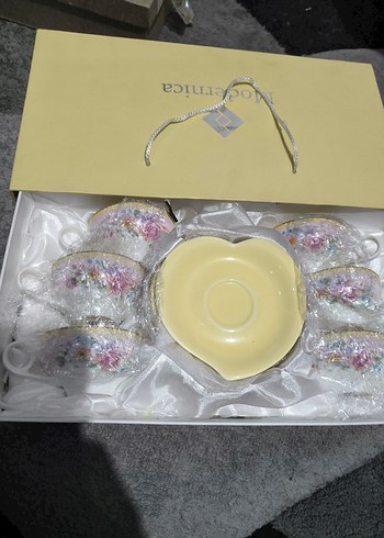 Pastel Sarı Çiçek Desenli Porselen Fincan - Görsel 3