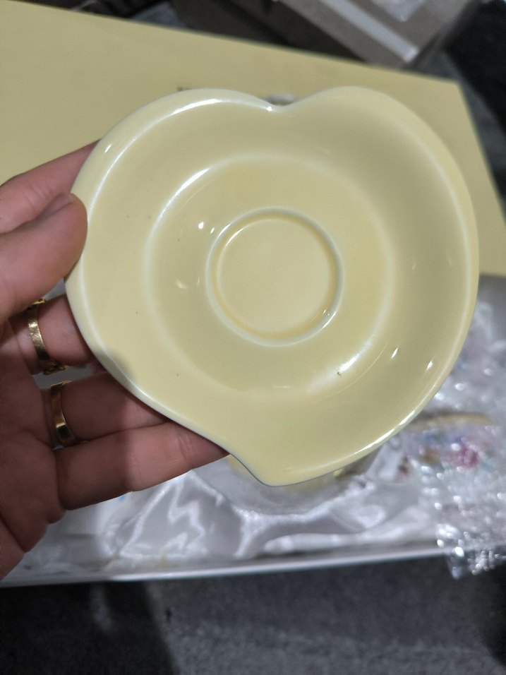 Pastel Sarı Çiçek Desenli Porselen Fincan - Görsel 4