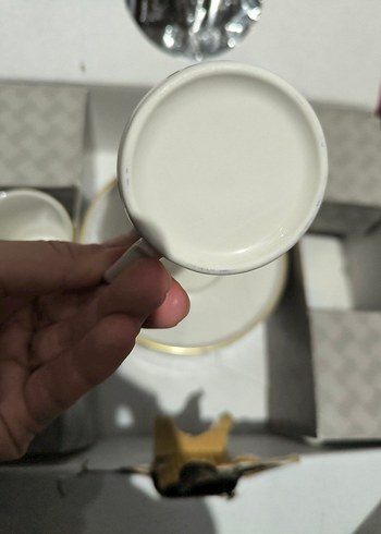 Beyaz Altın Detaylı Porselen Fincan Takımı - Görsel 3