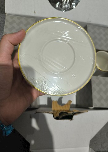 Beyaz Altın Detaylı Porselen Fincan Takımı - Görsel 4