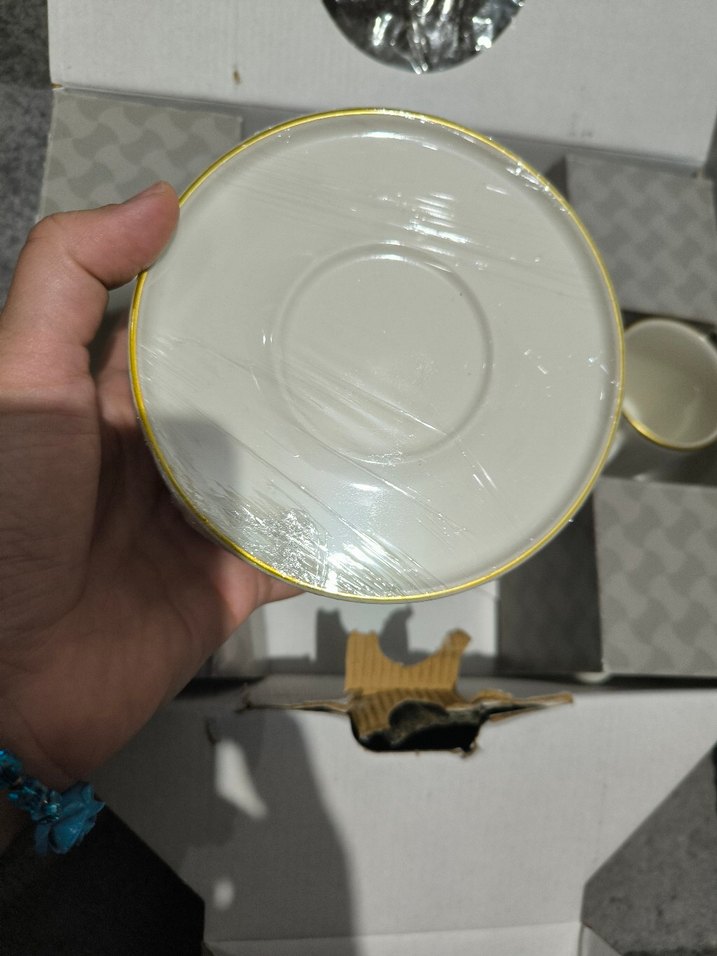 Beyaz Altın Detaylı Porselen Fincan Takımı - Görsel 4