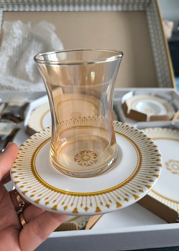 Herencia beyaz ve Altın Desenli 6'lı Çay Seti - Görsel 4