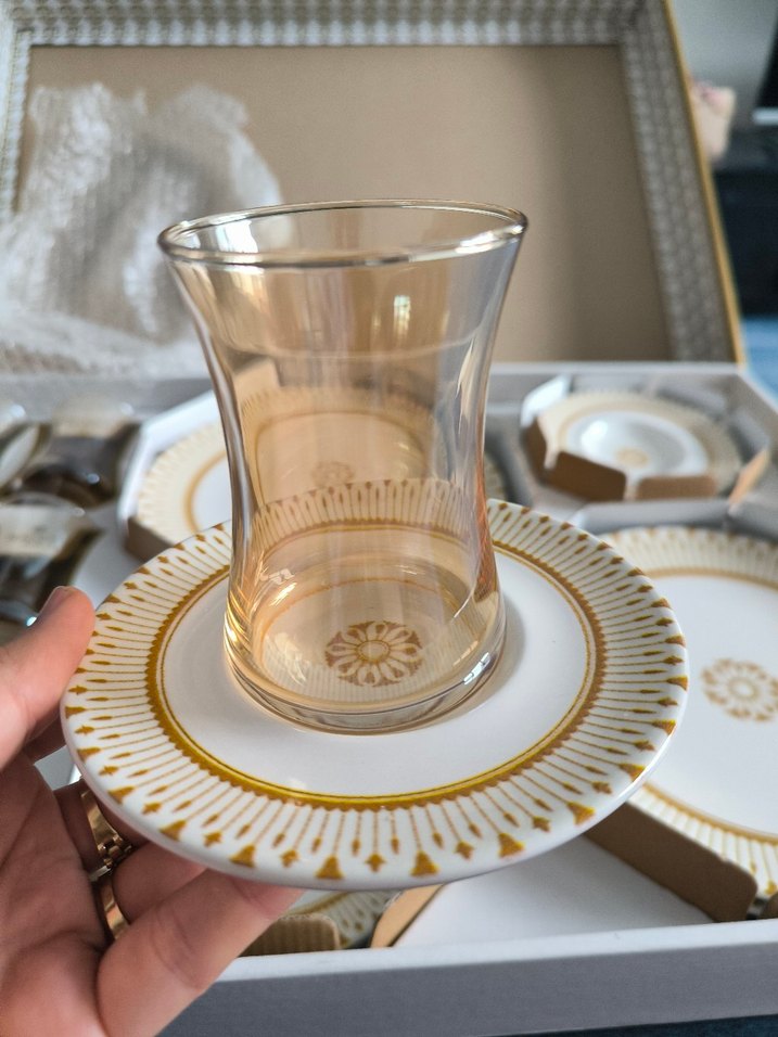 Herencia beyaz ve Altın Desenli 6'lı Çay Seti - Görsel 4