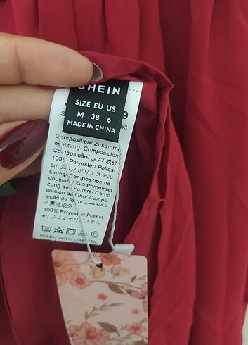 m Beden kırmızı Renk sıfır etiketli kırmızı mini elbise