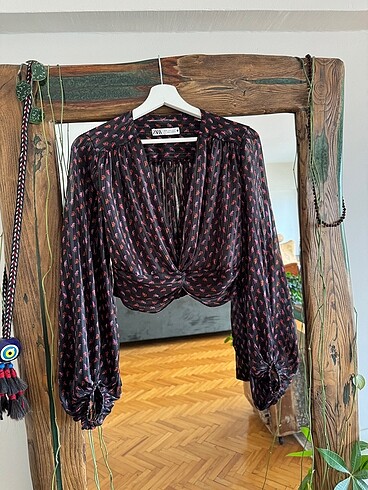 Zara Crop Desenli Kruvaze Bluz