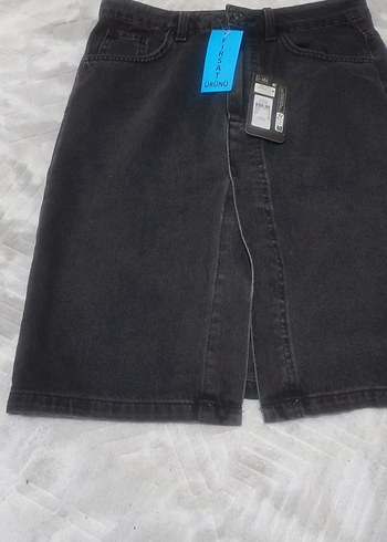 38 Beden Siyah Denim Midi Etek