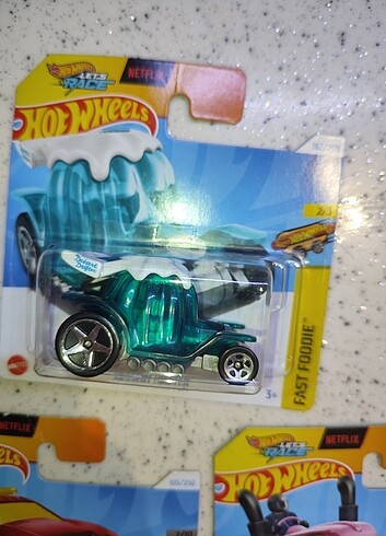 Beden Renk Hot Wheels arabalar