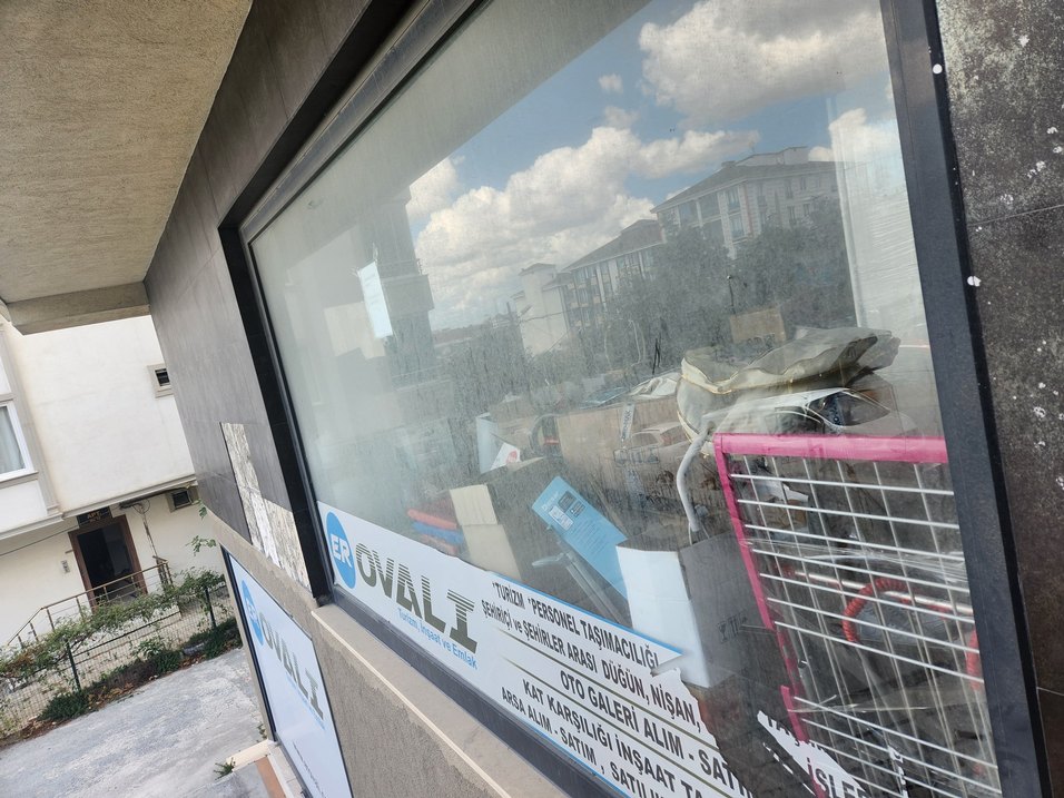 Gri Metal Kepenk alti ustlu dukan 120 mt kare hadimkoyde - Görsel 3