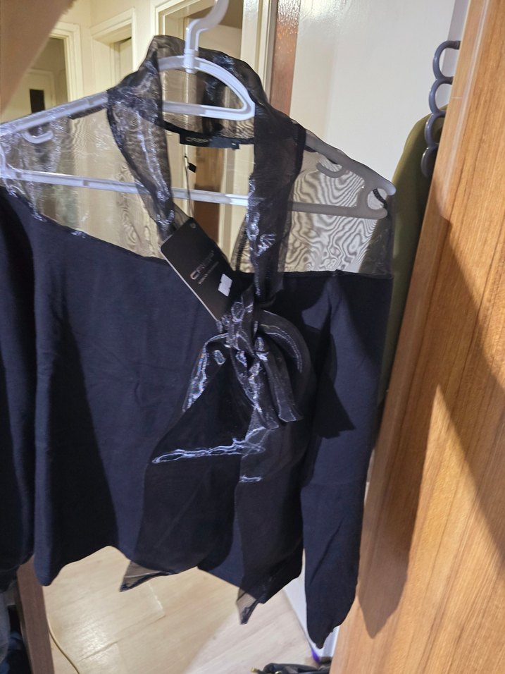 Siyah Gotik Drapeli Uzun Kollu Bluz - Görsel 3