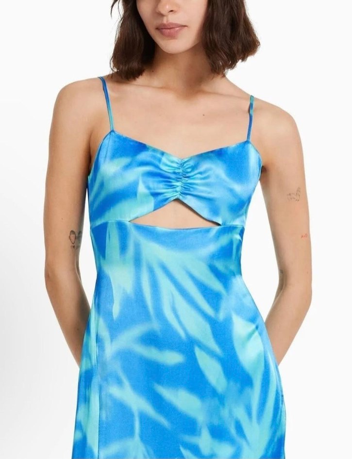 Mavi Bağlamalı Sırt Detaylı Uzun Elbise - Görsel 2