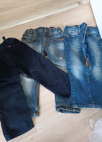 Mavi Jeans Üç pantolon birden gönderilecek lütfen inceleyiniz