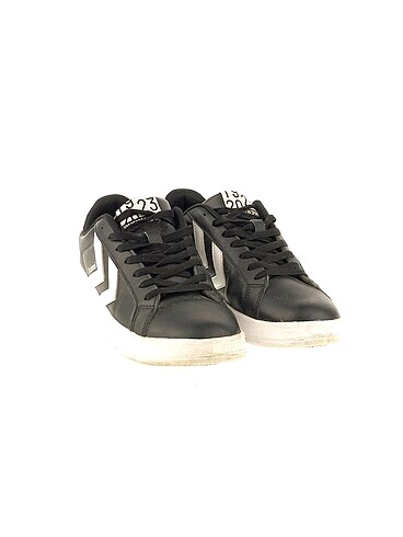 Hummel Hummel Spor Ayakkabı %70 İndirimli.