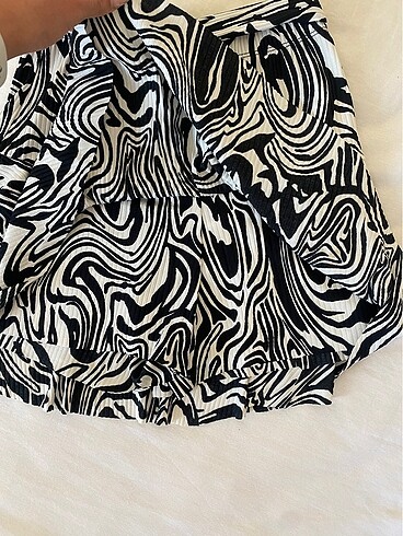Zara Zebra Desenli Şort Etek
