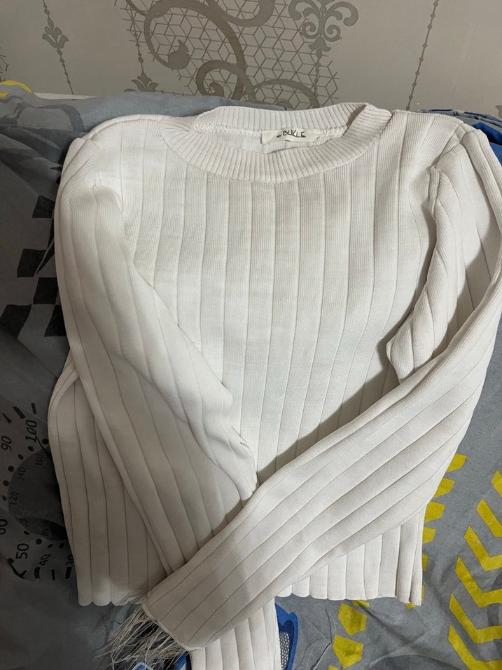 Beyaz İnce Örgü Kadın Kazak - Görsel 2