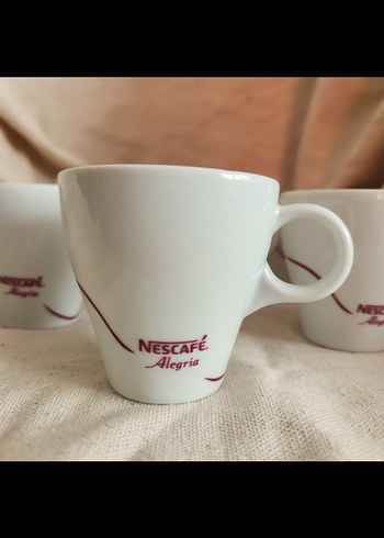 Beyaz Nescafé Alegria Kahve Fincanı - Görsel 5