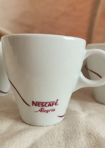 Beyaz Nescafé Alegria Kahve Fincanı - Görsel 2