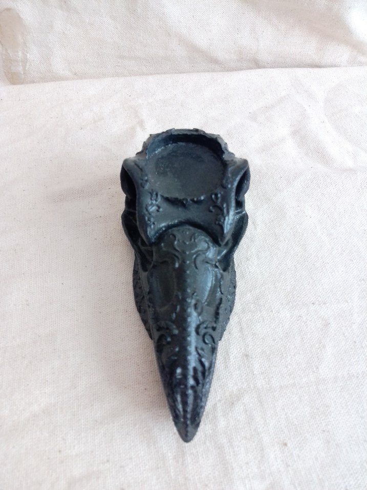 Koyu Siyah Kuzgun Gotik Mumluk - Görsel 3