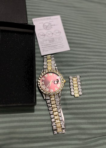 Taşlı Kırmızı Kadran Lüks Görünümlü Kadın Kol Saati - Görsel 6