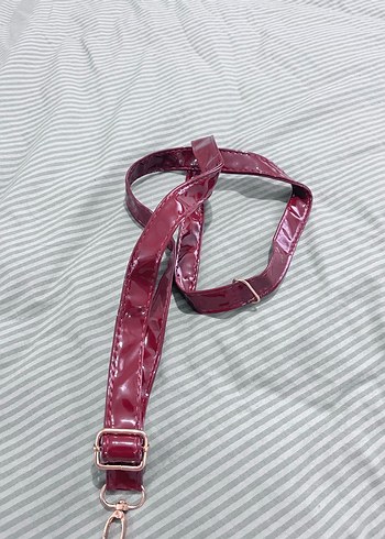 Bordo rugan çanta askısı - Görsel 3