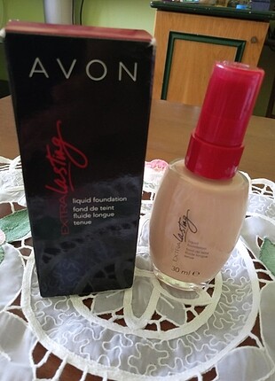 Avon Extra lasting fondoten ivory suya dayanıklı