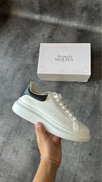 Alexander mcqueen