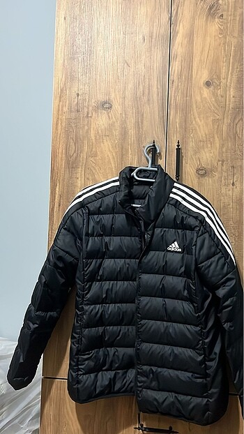 Adidas Mont