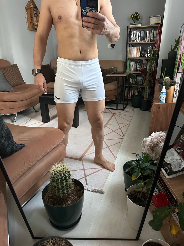 Beyaz Mini Spor Şort - Görsel 4