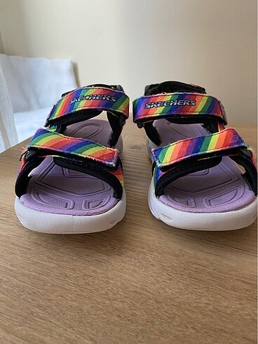 24 Beden Skechers 24 numara