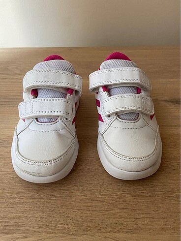 23 Beden Adidas 23 numara