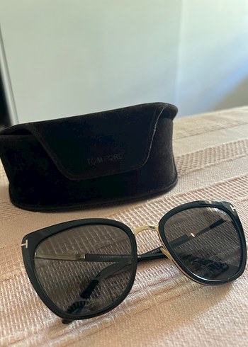 Tom Ford Siyah Klasik Kadın Güneş Gözlüğü