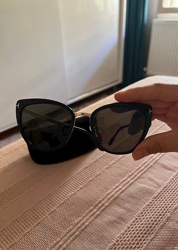 Beden siyah Renk Tom Ford Siyah Klasik Kadın Güneş Gözlüğü