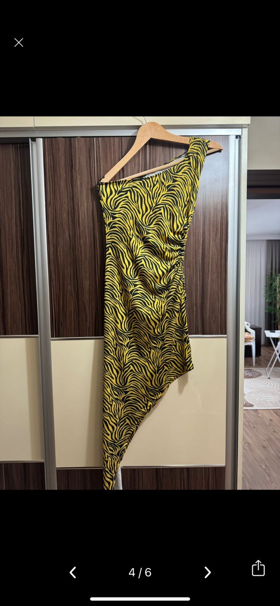 Sarı Zebra Desenli Asimetrik Mini Elbise - Görsel 2