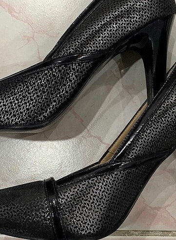 37 Beden Novita marka siyah 37 numara stiletto Ayakkabı sıfır ürün