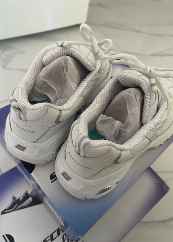 Skechers Dlites - Kadın Beyaz Spor Ayakkabi - Görsel 5
