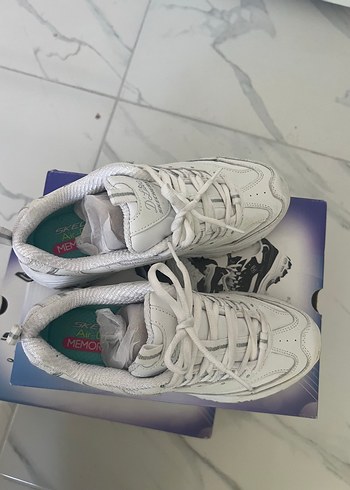 Skechers Dlites - Kadın Beyaz Spor Ayakkabi - Görsel 8