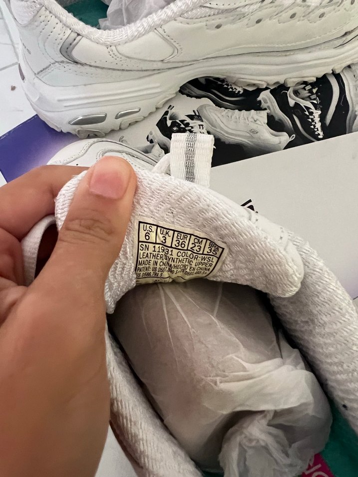 Skechers Dlites - Kadın Beyaz Spor Ayakkabi - Görsel 4