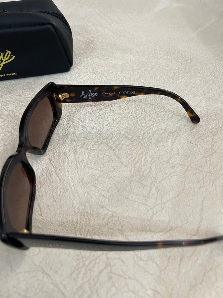 Vogue Hailey - Kahverengi Retro Kadın Güneş Gözlüğü - Görsel 4