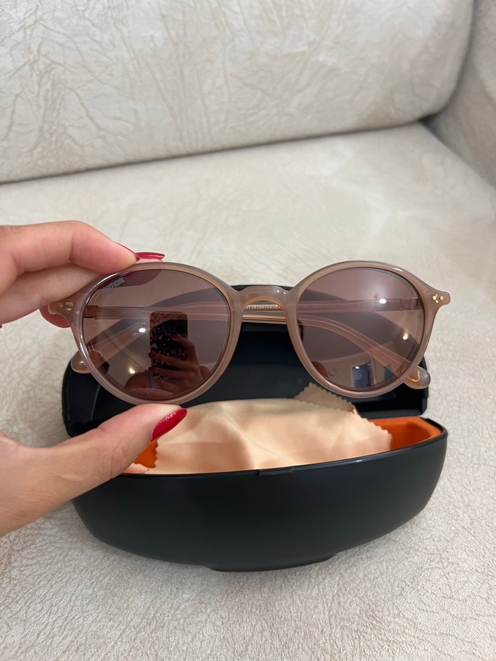 Unofficial- Bej Transparan Kadın Güneş Gözlüğü - Görsel 2