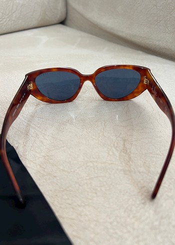 Vogue Hailey Serisi - Kemik Kahve Minimalist Kadın Güneş Gözlüğü - Görsel 3