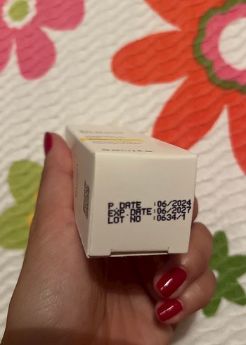  Beden The Purest - Arbutin %2 + Hyaluronik Asit Aydınlatıcı Serum
