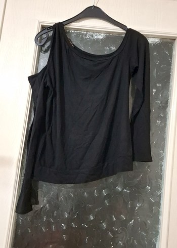 Dört adet bayan sweatshirt ve bluz - Görsel 8