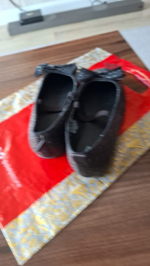 Kız Çocuk Gri Parlak Fiyonk Detaylı Babet - Görsel 3