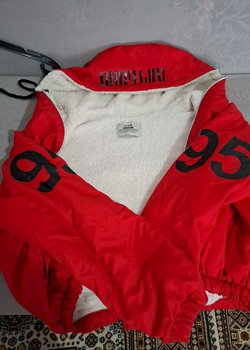 Kadın Kırmızı Kapüşonlu Mini Fermuarlı Ceket - Görsel 4